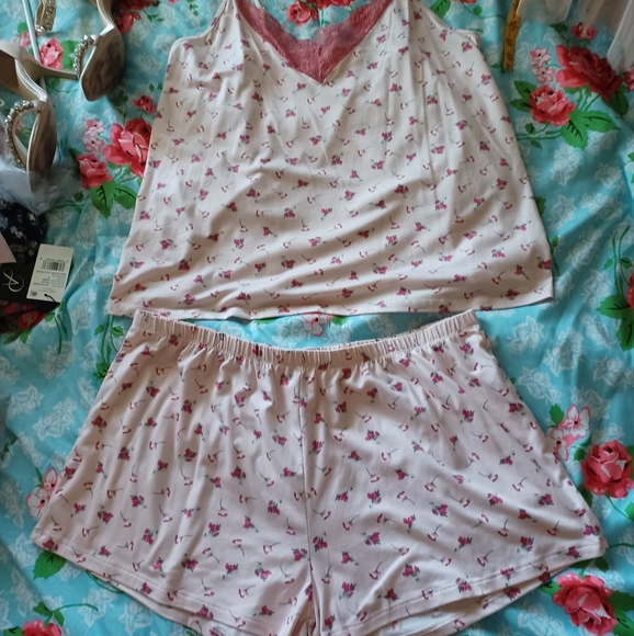 Flora by Flora Nikrooz camisole pajama set size Large - Picture 8 of 8